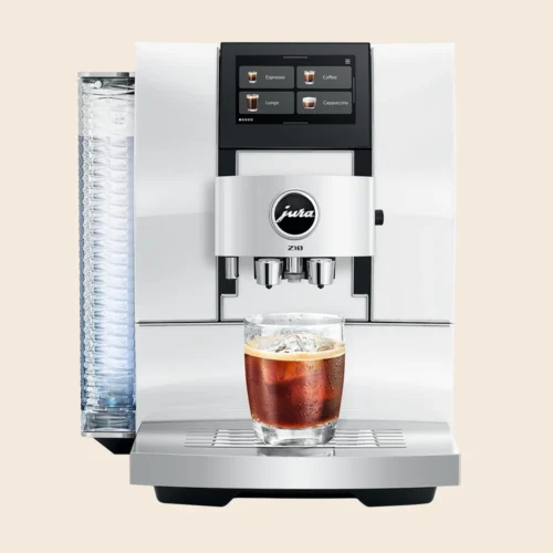 Jura Z10 (EB) Diamond White med en friskbrygget cols brew americano
